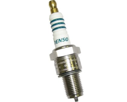 Denso IW 24 Bougie