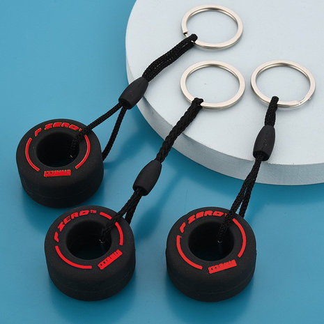 Formule 1 sleutelhanger set van 3 soft | Rood | Pirelli | P-zero | Keychain | F1