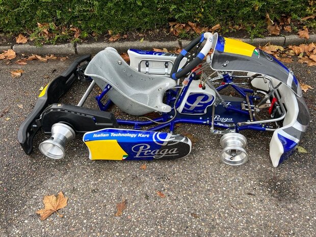 Gebruikte Praga Monster EVO 3 2022 (rotax grand finals) 950MM Mini